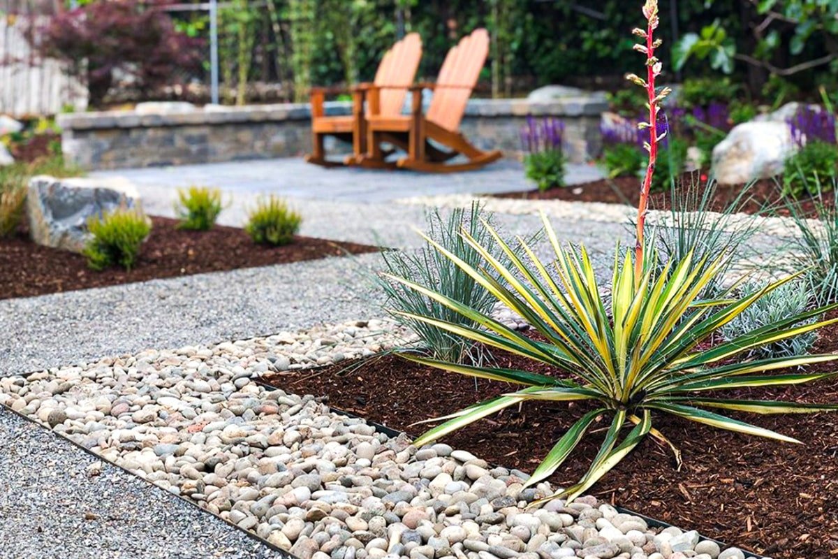 view of the gravel landscape design