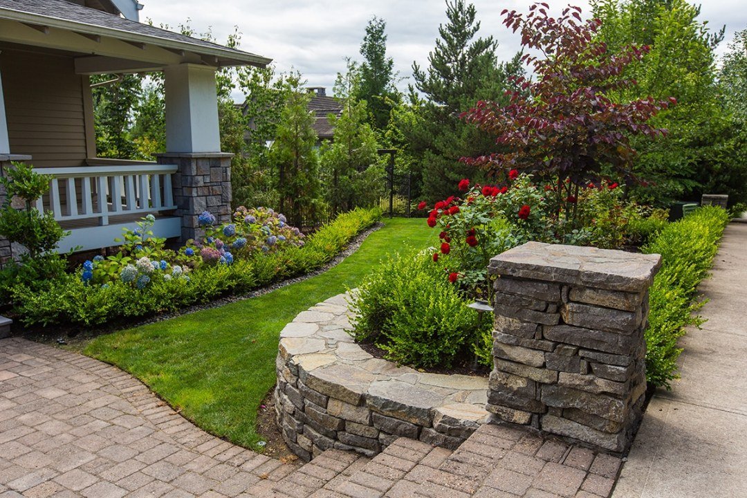 residential landscaping front yard residential landscaping front yard by Dennis' 7 Dees