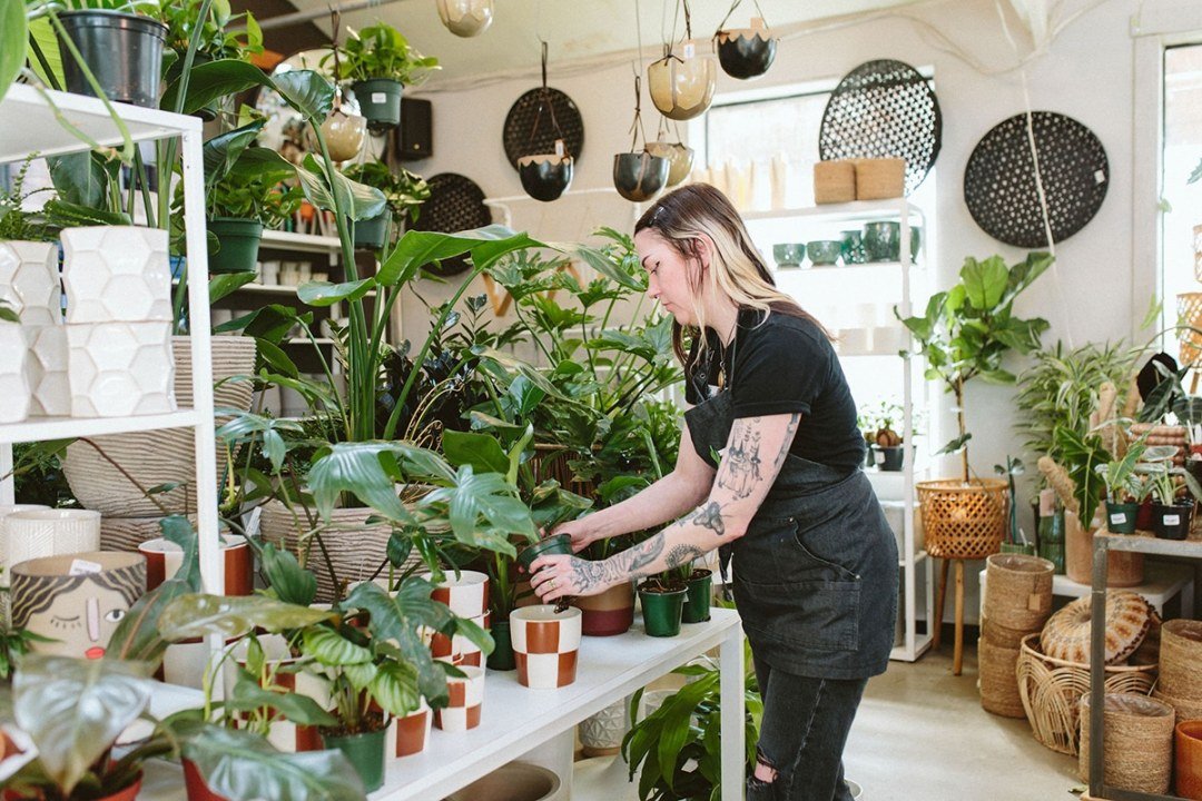 dennis7dees-vancouver-garden-center-emily-child-houseplant-buyer-2023