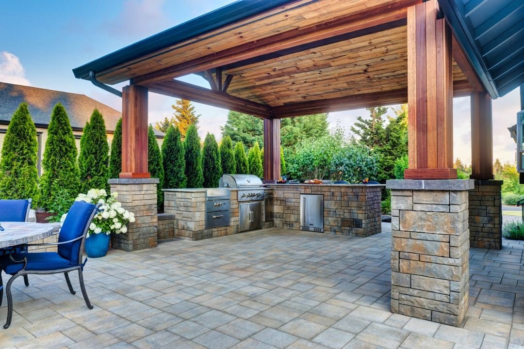 dennis7dees-residential-landscape-inviting-backyard-entertaining-space-9